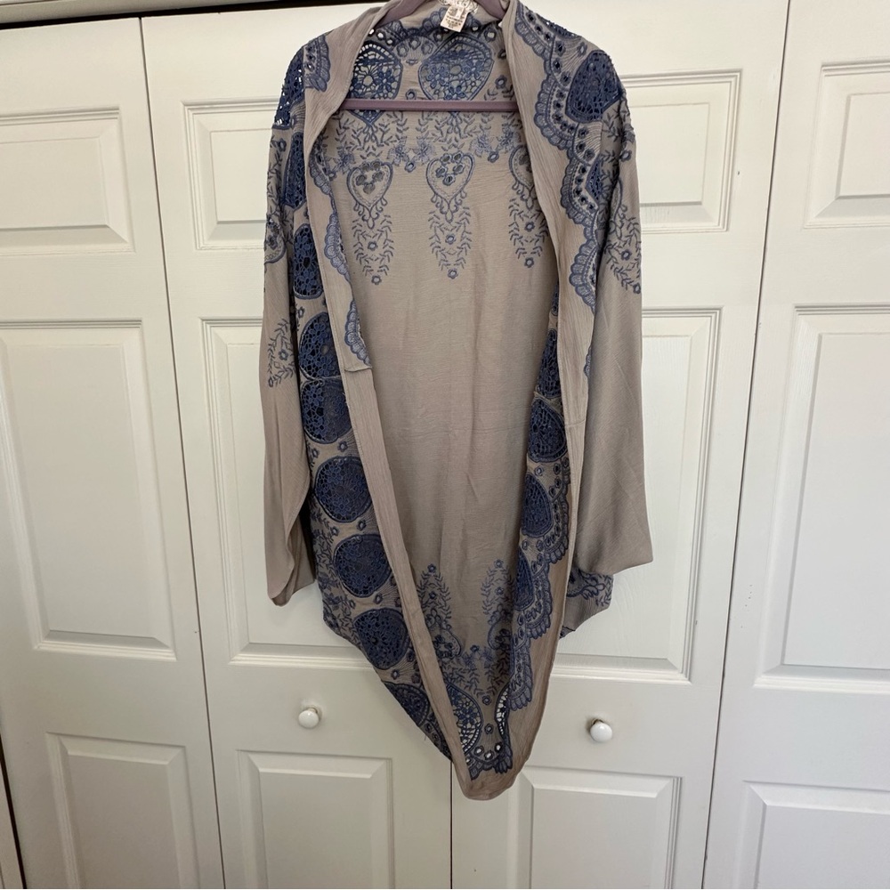 Blue and taupe wrap